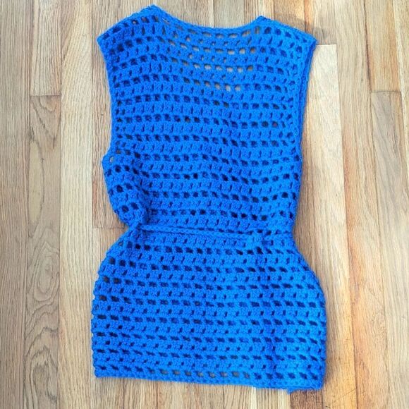 Vintage Blue Handmade knitted knit vest with belted waist - Picture 2 of 2